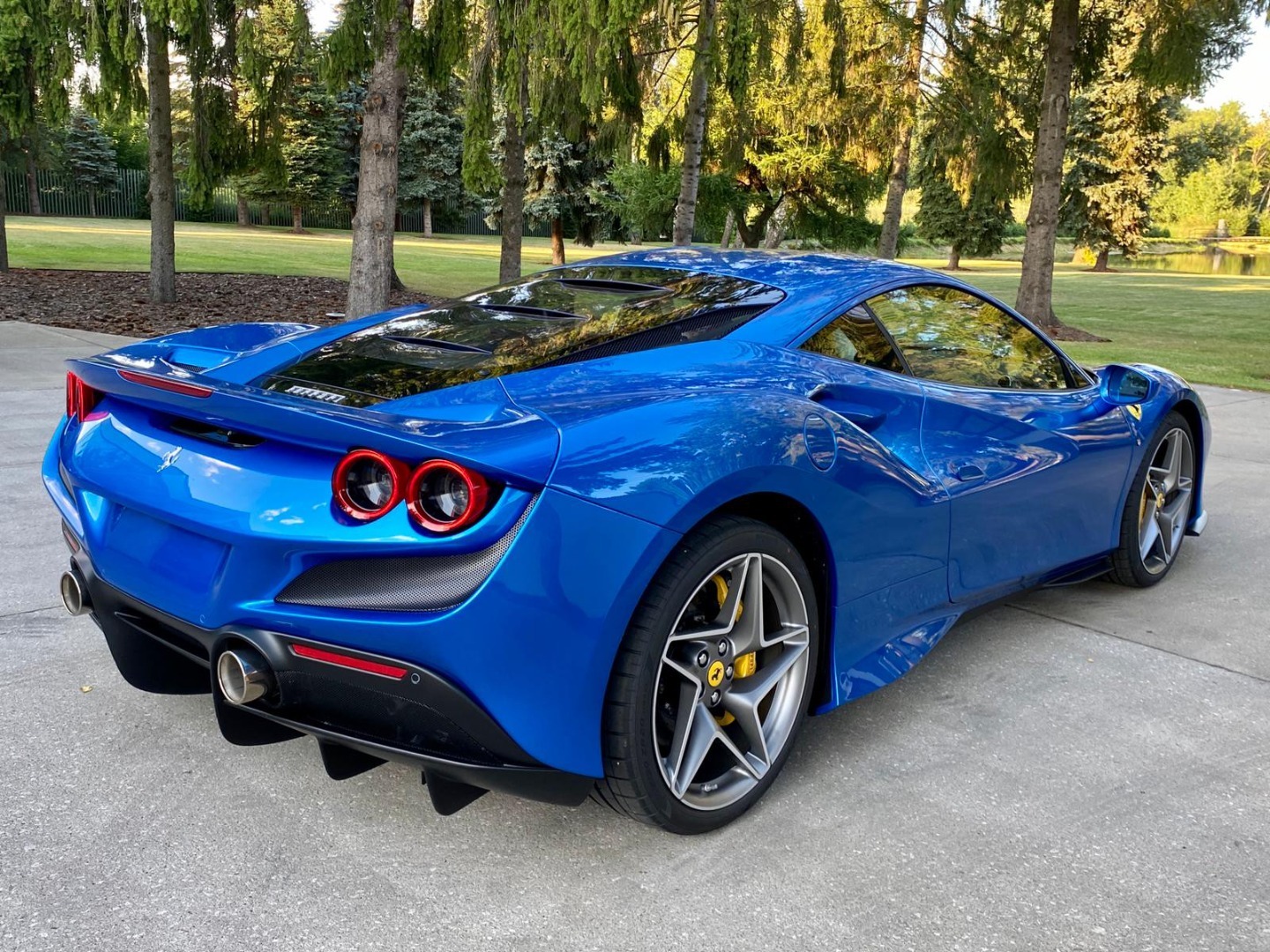 Thumbnail von Ferrari F8 Tributo