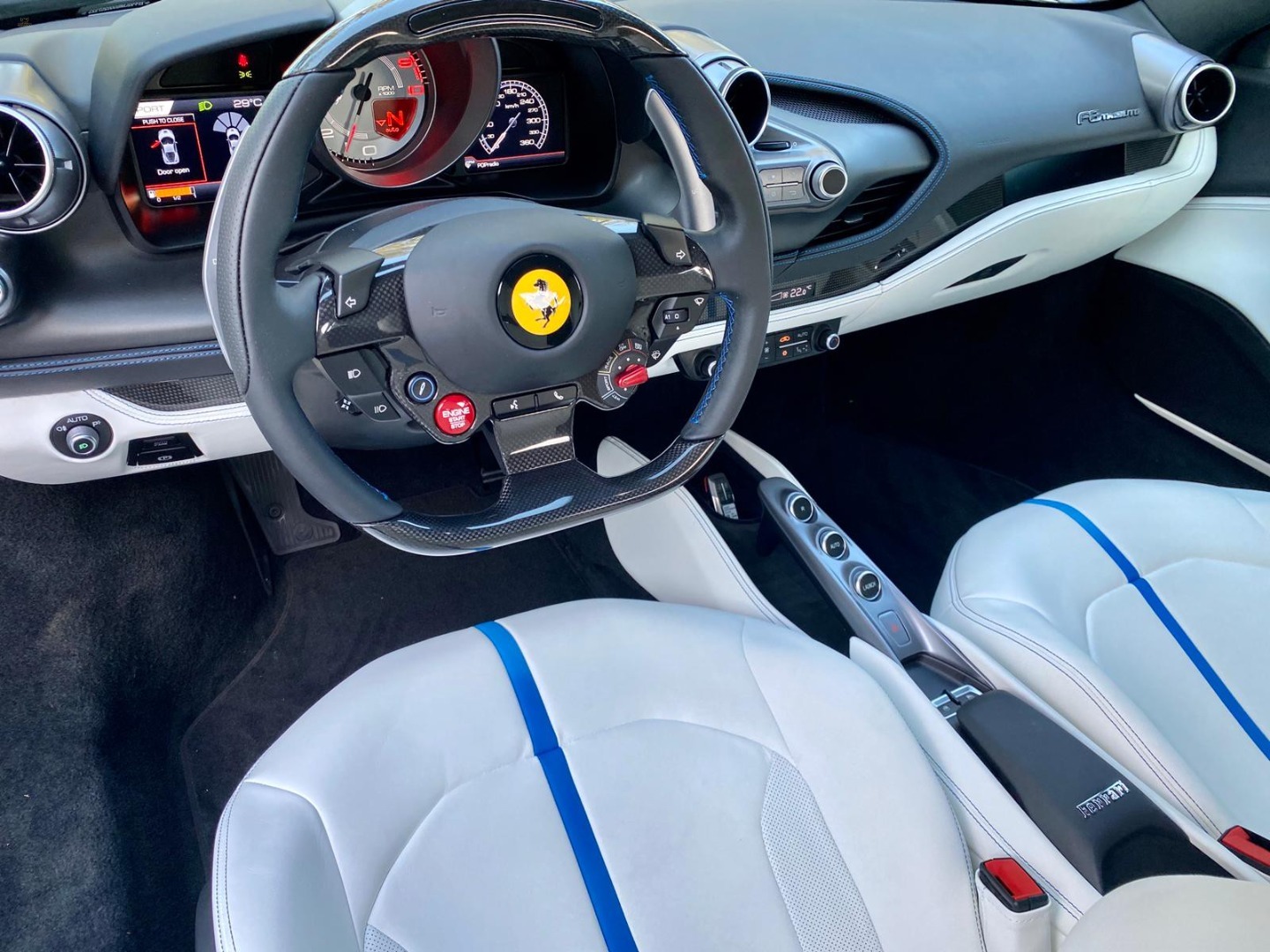 Thumbnail von Ferrari F8 Tributo