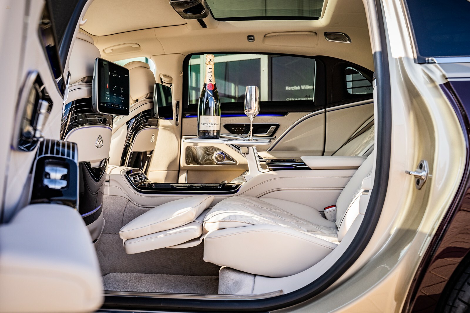 Thumbnail von Maybach S680 4M 2-TONE+4 SEATS+4D