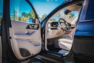 Thumbnail von Maybach GLS 800 BRABUS CARBON 3D