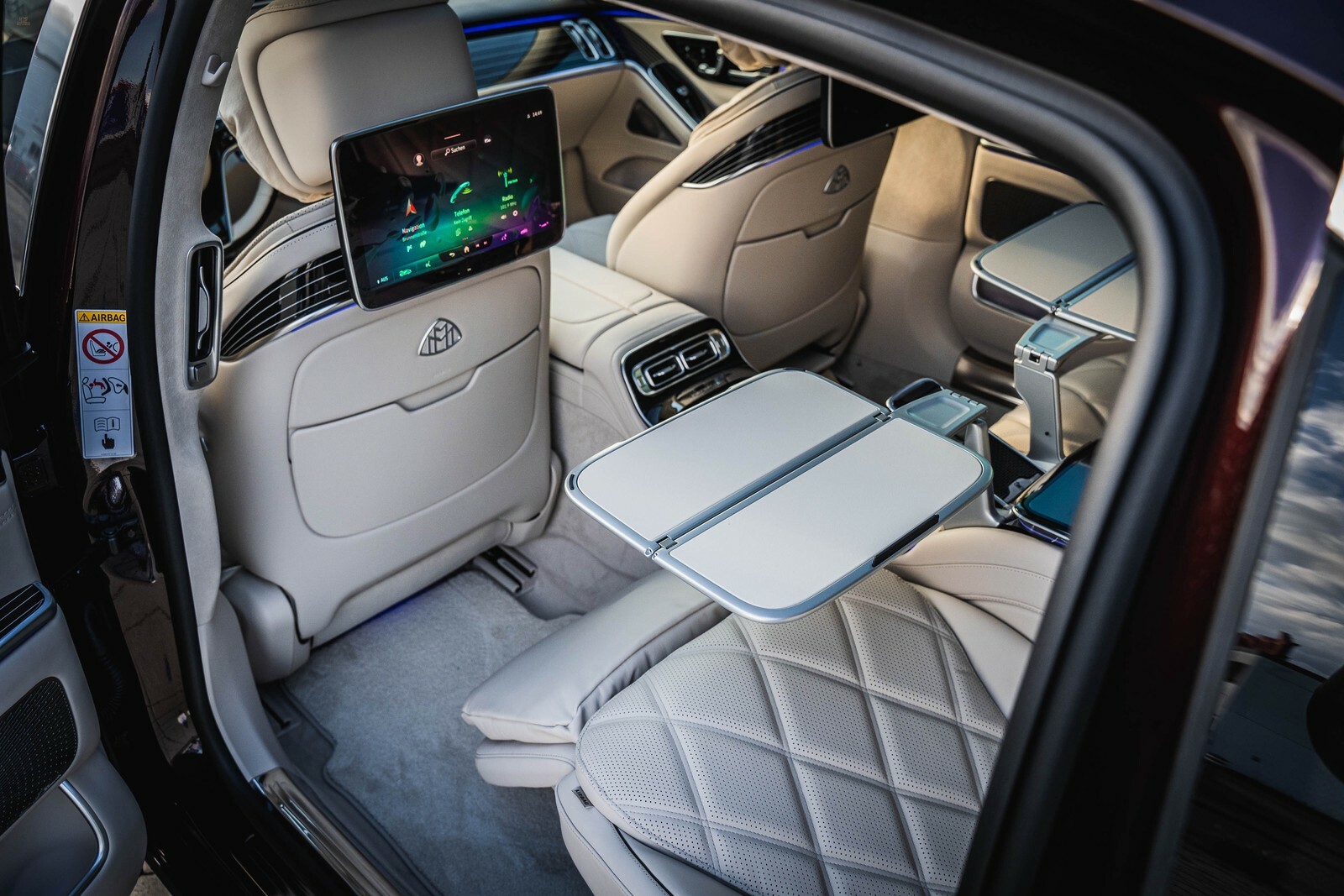 Thumbnail von Maybach S680 4M + 4 SEATS + 4D BURMESTER