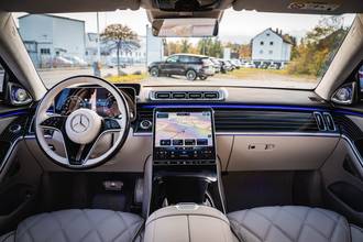 Thumbnail von Maybach S680 4M + 4 SEATS + 4D BURMESTER