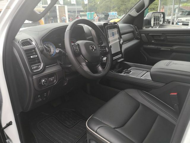 Thumbnail von Dodge RAM 1500 Limited Ramboxes