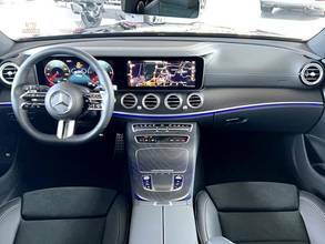 Thumbnail von Mercedes-Benz E 220 d T-Modell+AMG-Line+DISTRONIC+PSD+AHK+20"
