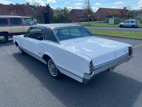 Thumbnail von 1966 Oldsmobile Cutlass 4-Door Hardtop 330cui Automatik TÜV/H-Gutachten