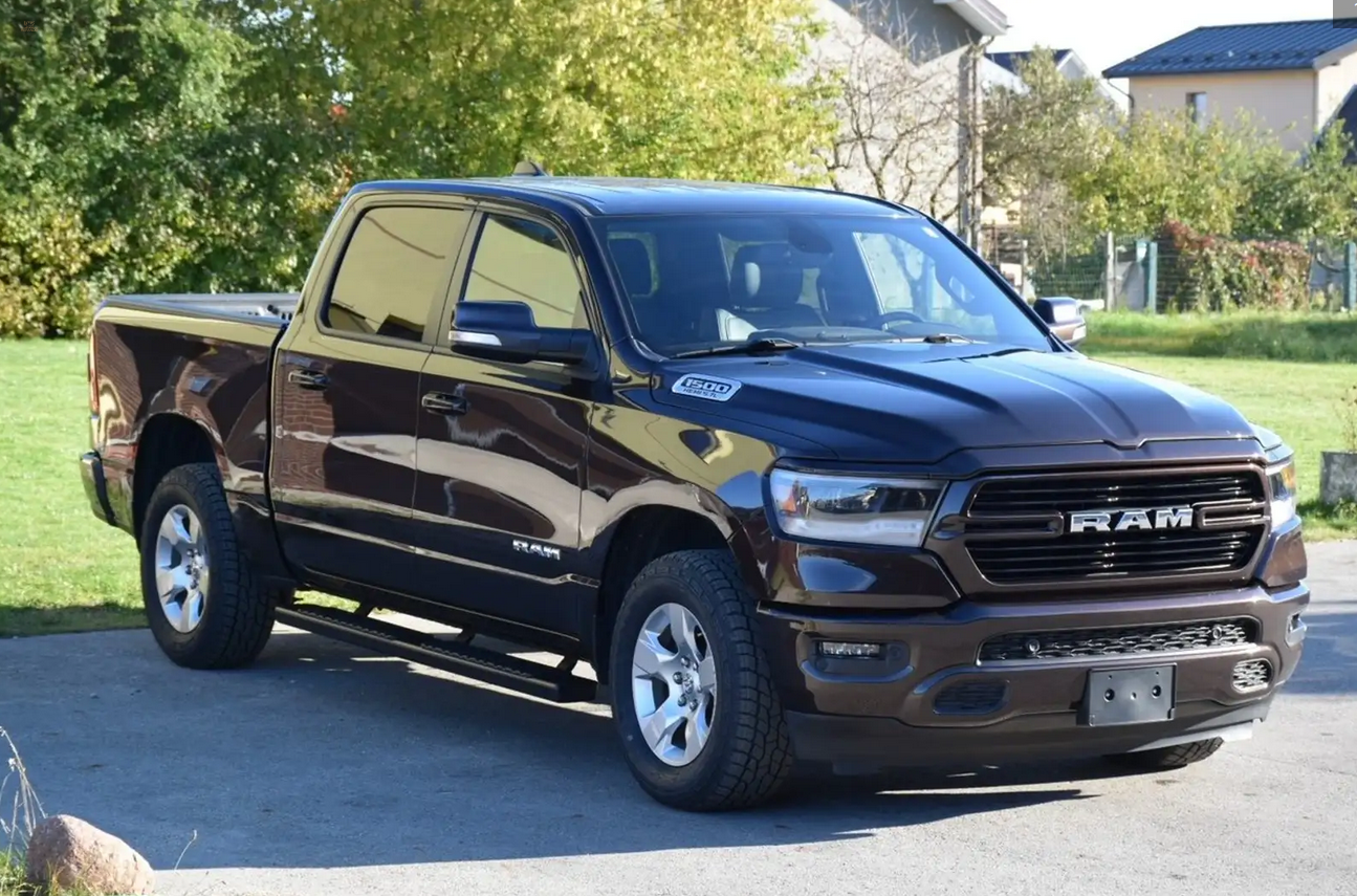 Dodge RAM 2019er 5.7 Hemi AWD LPG AHK Leder