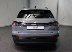 Thumbnail von Audi Q4 e-tron Basis 50 quattro 1-Gang-Automatik 220 kW (299 PS)