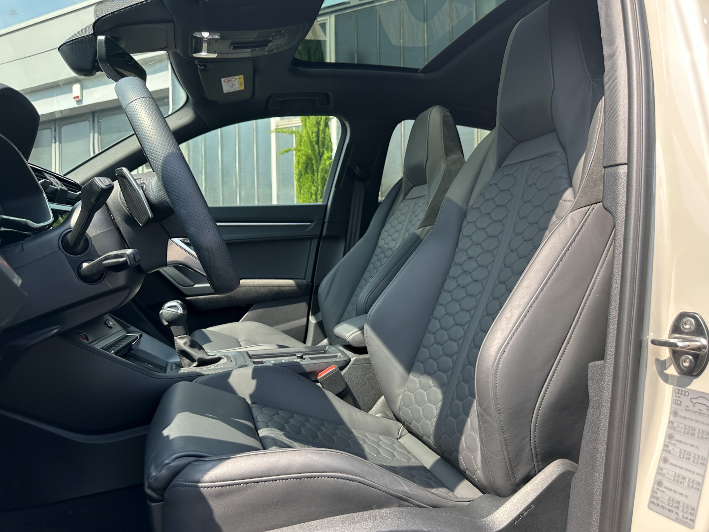 Thumbnail von AUDI RSQ3 Sportback