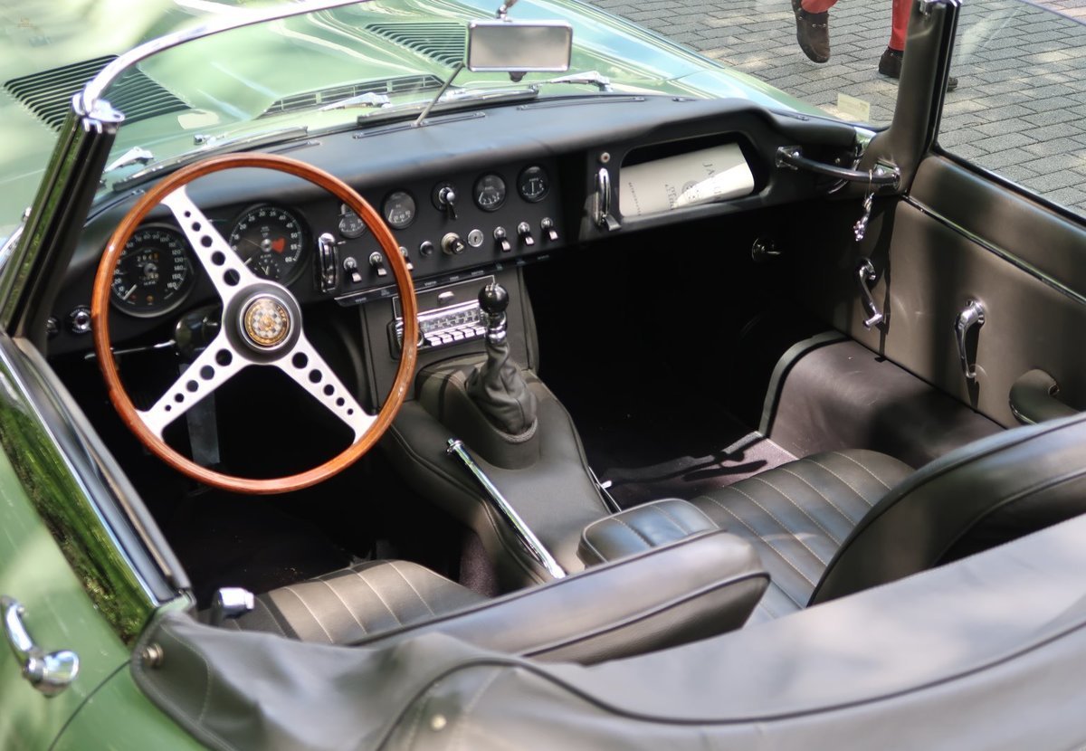 Thumbnail von Jaguar E-Type Serie I Serie I 4,2 ltr. Roadster (1966)