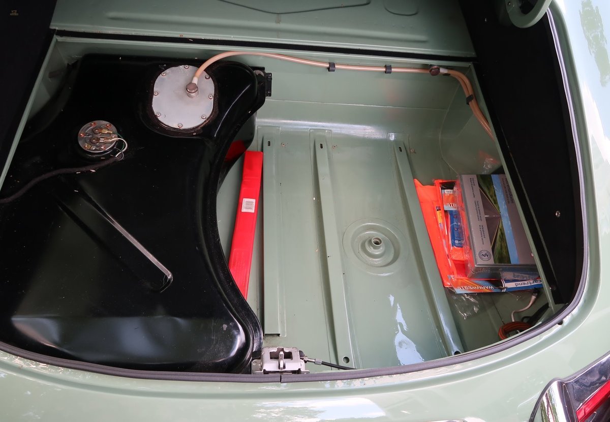 Thumbnail von Jaguar E-Type Serie I Serie I 4,2 ltr. Roadster (1966)