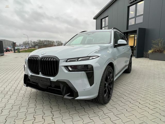 BMW X7 xDrive 40i M Sport Pro Activ Steering Carbon