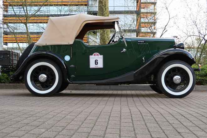 Morris Eight (1936)