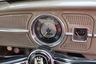 Thumbnail von Volkswagen Käfer 1300, 41.800 км (1966)