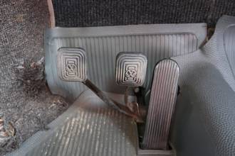 Thumbnail von Volkswagen Käfer 1300, 41.800 км (1966)