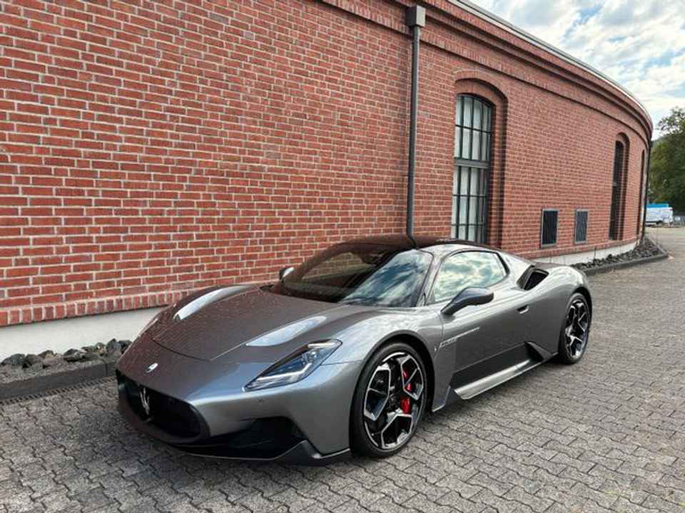 Maserati MC20 Keramikbremse Sonus-Sound Premium Vollleder