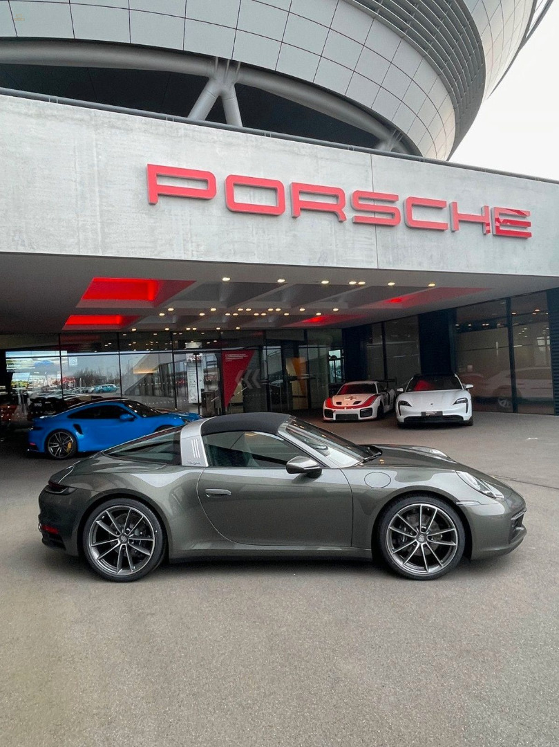 Porsche 911 992 Targa 4
