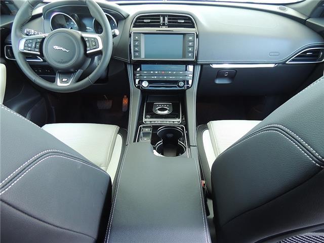 Thumbnail von Jaguar F-Pace 20d AWD R-Sport Aut. R-Sport