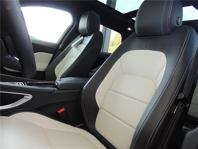 Thumbnail von Jaguar F-Pace 20d AWD R-Sport Aut. R-Sport