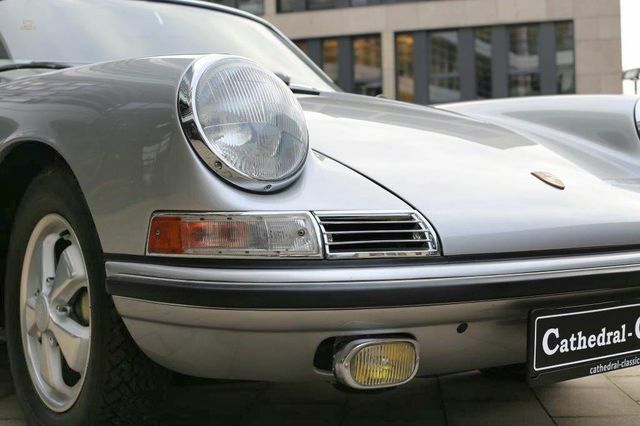 Porsche 911 S - somit Porsche Modelljahr 1967)