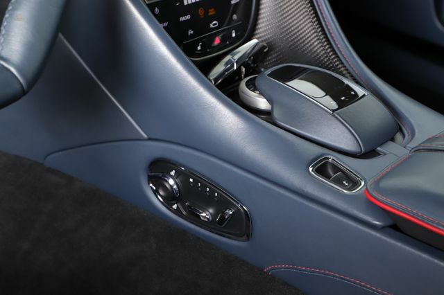 Thumbnail von Aston Martin DBS 5.2 V12 SUPERLEGGERA DE GARANTIE TOP