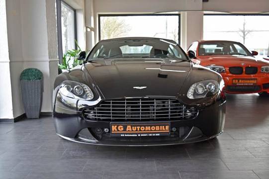 Aston Martin Vantage V8 S Coupe SP10-700W-Kamera-Alcantara