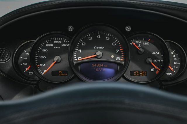 Thumbnail von Porsche 996 (911) Turbo Cabriolet X50