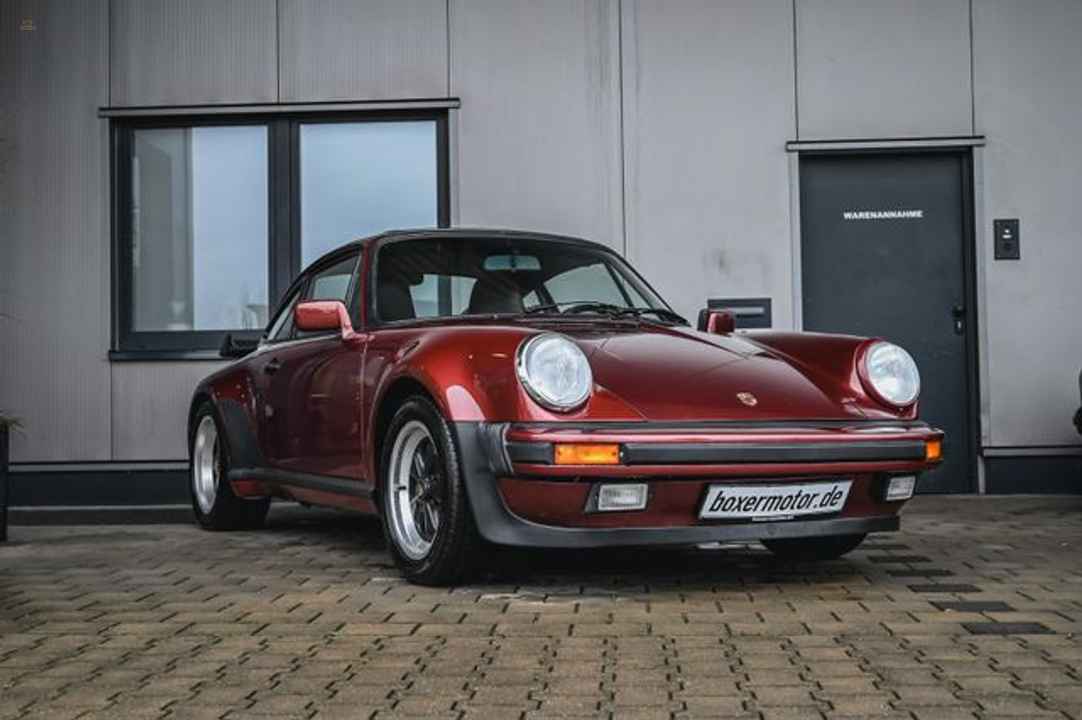 ポルシェ 930（911） 3.3L ターボクーペ