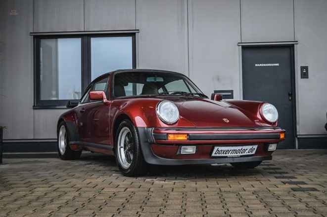ポルシェ 930（911） 3.3L ターボクーペ