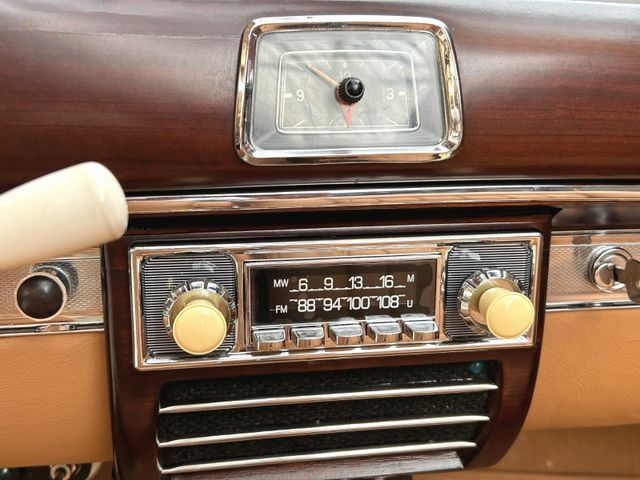 Thumbnail von Mercedes-Benz 220S Cabriolet - seulement 213 km. depuis une restauration complète