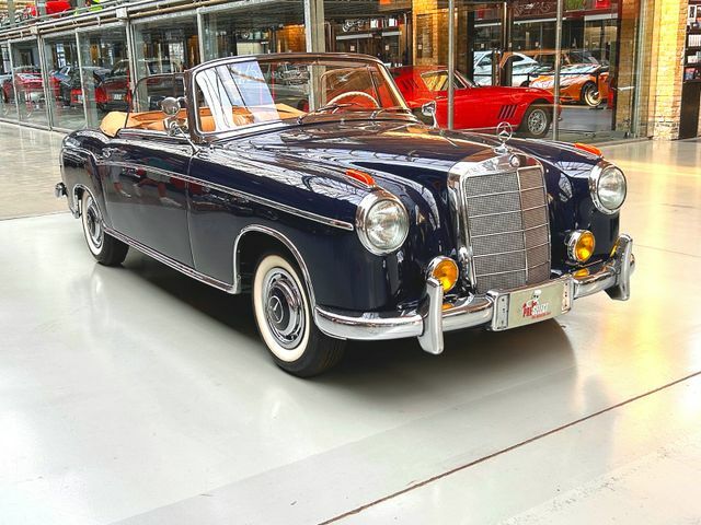 Thumbnail von Mercedes-Benz 220S Cabriolet - seulement 213 km. depuis une restauration complète