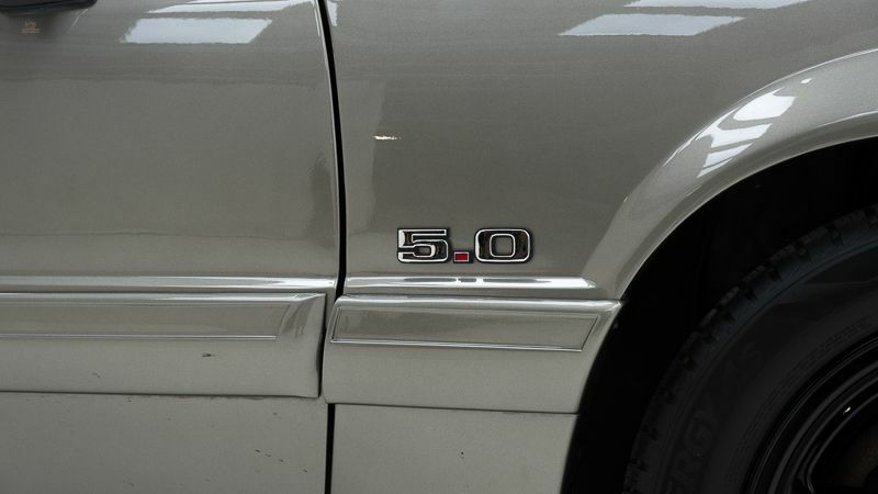 Thumbnail von Ford Mustang Convertible V8 '91