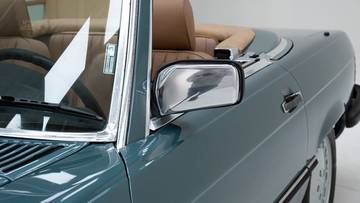 Thumbnail von Mercedes-Benz 560 SL '87