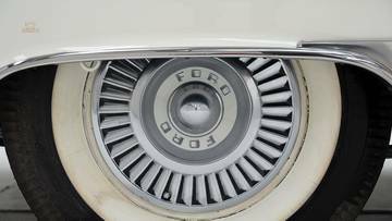 Thumbnail von Ford Thunderbird First Generation '56