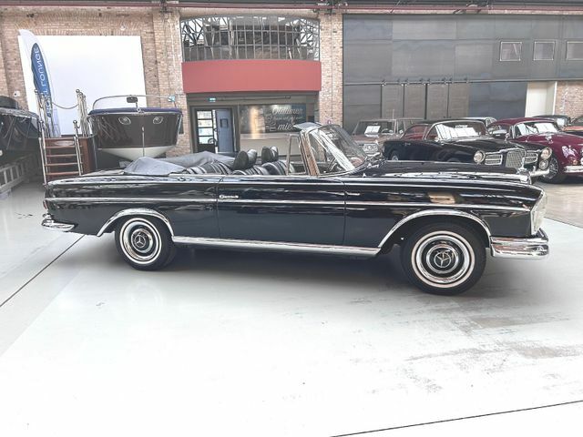Thumbnail von Mercedes-Benz 220 SE Cabriolet - livraison initiale allemande, top !