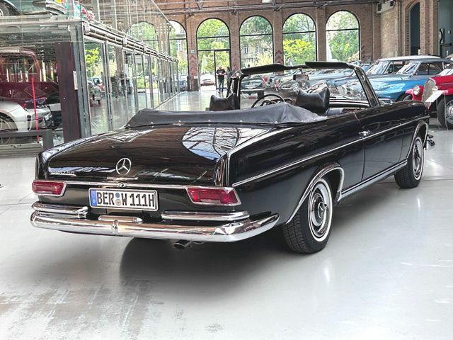 Thumbnail von Mercedes-Benz 220 SE Cabriolet - livraison initiale allemande, top !