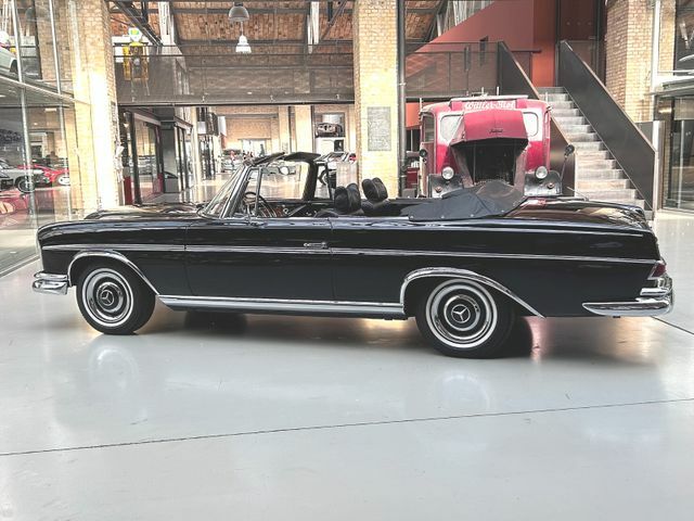 Thumbnail von Mercedes-Benz 220 SE Cabriolet - livraison initiale allemande, top !