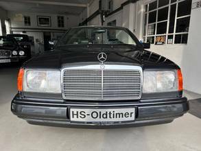 Thumbnail von Mercedes-Benz 300 CE-24 (1993)