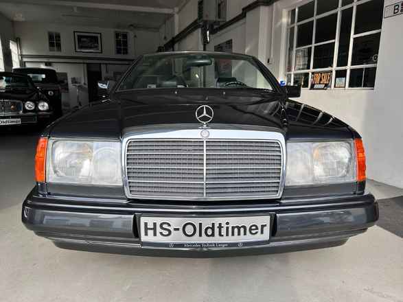 Mercedes-Benz 300 CE-24 (1993)