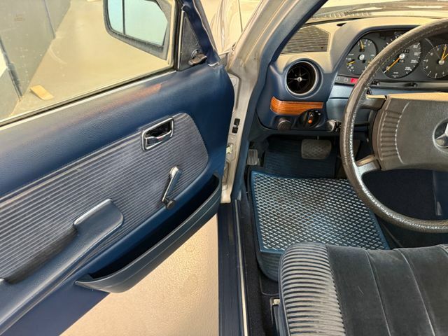 Thumbnail von Mercedes-Benz 280 E/123 *AUTOMATIQUE*CLIMATIQUE*CC*RESTAURÉ*H*