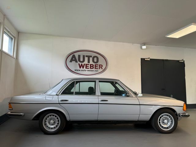 Thumbnail von Mercedes-Benz 280 E/123 *AUTOMATIQUE*CLIMATIQUE*CC*RESTAURÉ*H*