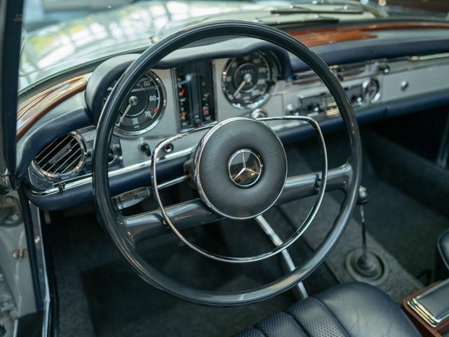 Thumbnail von Mercedes-Benz 230 SL W113 "Pagode"  Classic Data 1-