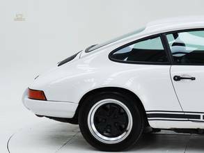 Thumbnail von Porsche 911 3.2 Backdating 911R '84