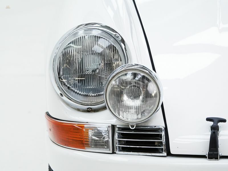 Thumbnail von Porsche 911 3.2 Backdating 911R '84