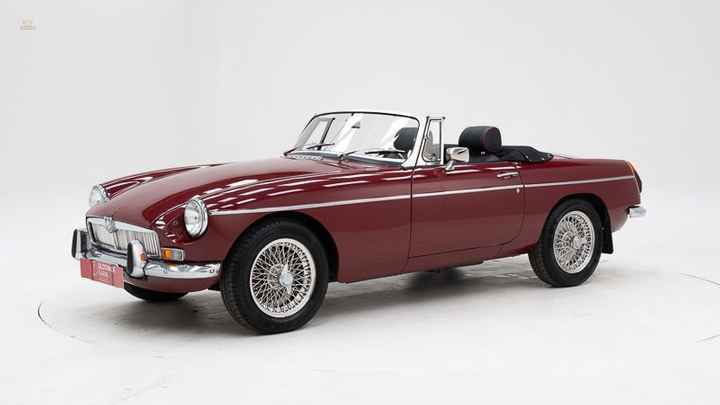 MG B '74