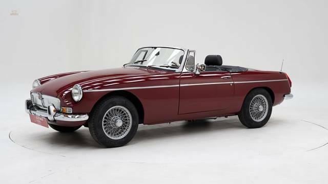 MG B '74
