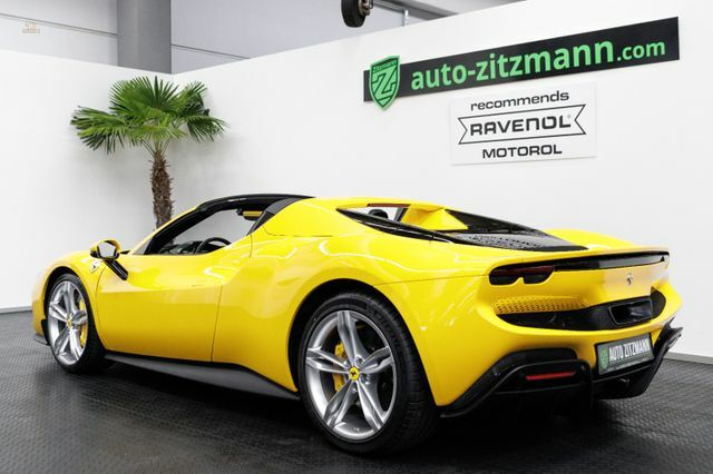 Thumbnail von Ferrari 296 GTS/CARBON/LIFT/JBL/KAMERA/RACING SEATS/ADAS