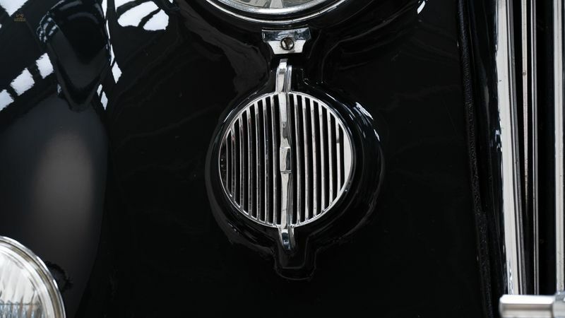 Thumbnail von Bentley MK6 Limousine von James Young '48