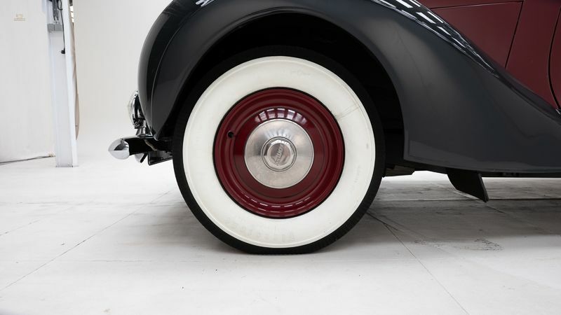 Thumbnail von Bentley MK6 Limousine von James Young '48