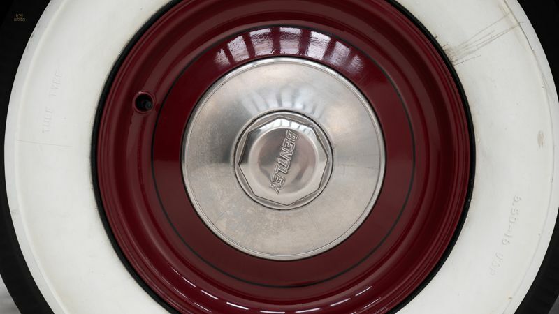 Thumbnail von Bentley MK6 Limousine von James Young '48