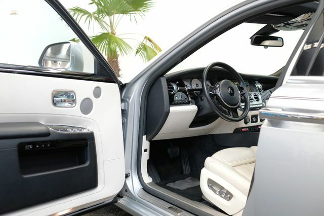 Thumbnail von Rolls-Royce Ghost Series II/PANORAMA/NIGHT/REAR-TV/BELÜFTUNG